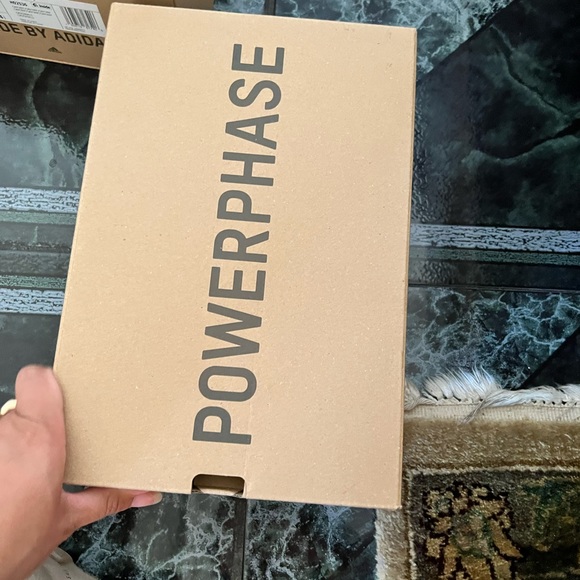 Yeezy Powerphase - Picture 7 of 8